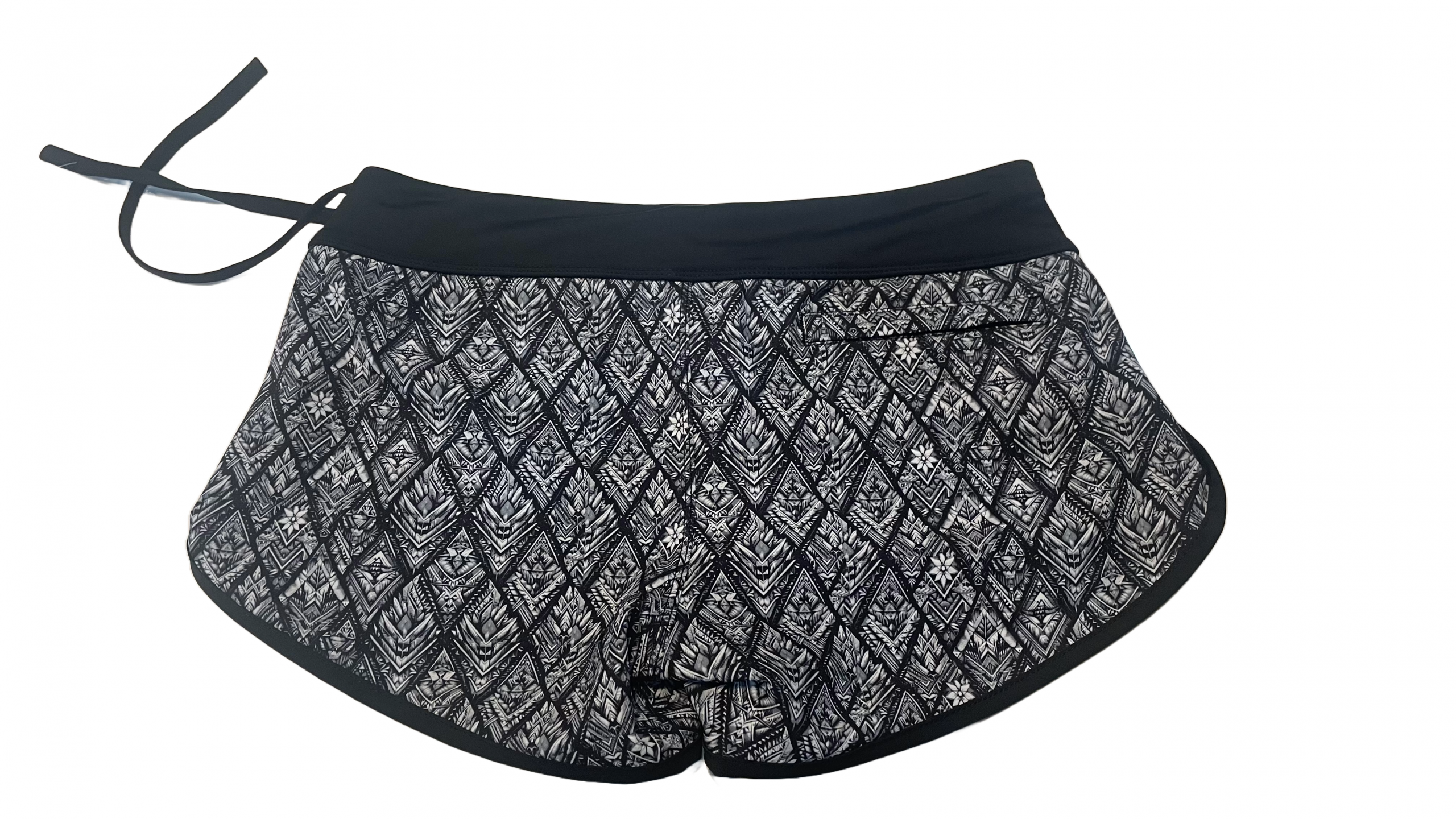 DropN Ladies Board Shorts Hawaiian Triangles - Image 5